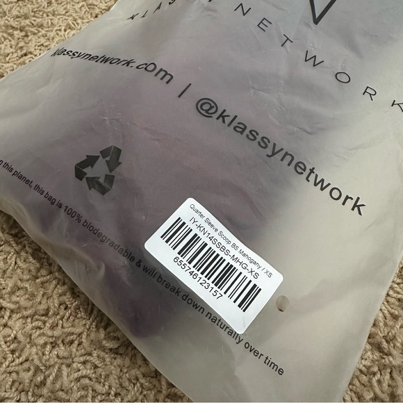 💜 (NWOT) Klassy Network Quarter Sleeve Scoop Bramisuit in Mahogany | XS - Picture 10 of 11